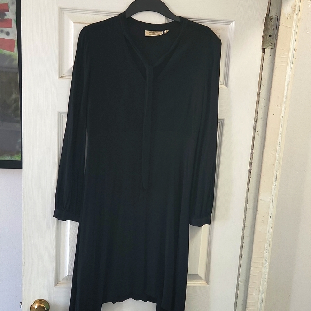 Anthropologie Women's Gina Bow Tie V-Neck Long Sleeve A-Line Black Dress